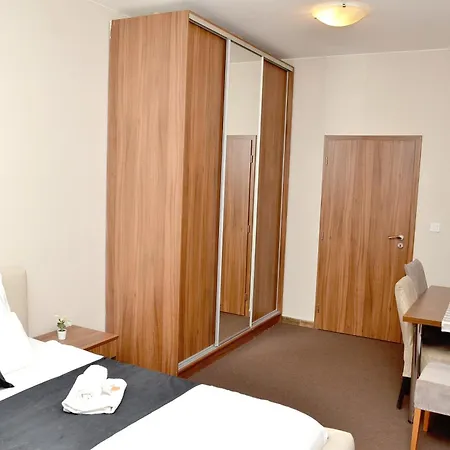 Euro Krenova 75 Apartment Brno