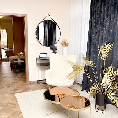 Euro Krenova 75 Apartment Brno